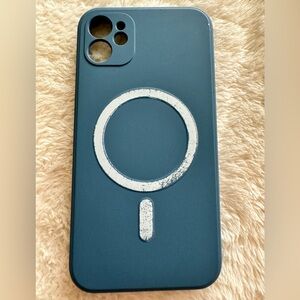 USED iPhone 11 Case with few scratches